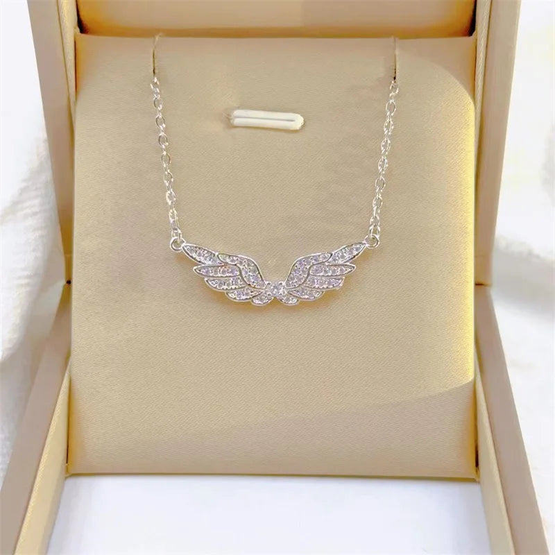Fashion Retro Light Luxury White Jewelry Angel Wings Necklace Exquisite Personality Stainless Steel Clavicle Chain