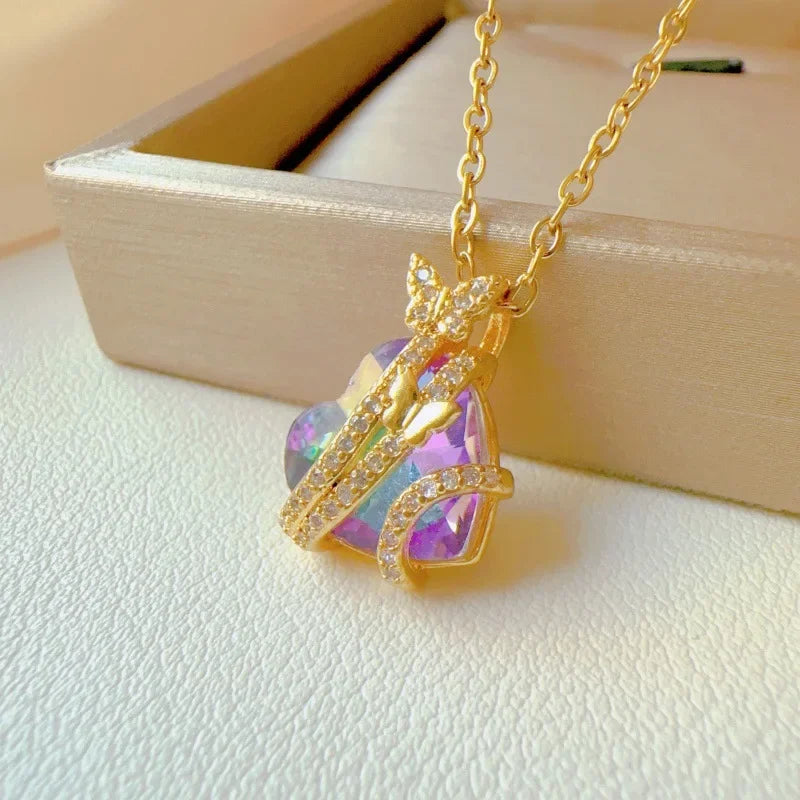 Fashionable and Luxurious Peach Heart Pearl Oyster Necklace, Personalized and Versatile Stainless Steel Clavicle Chain