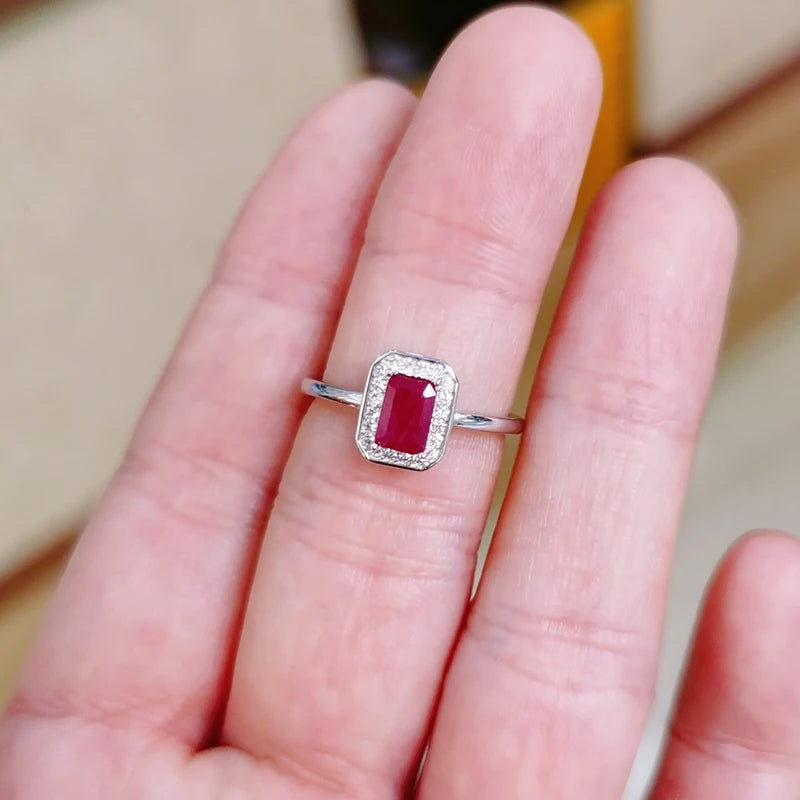 Classic 925 Silver Ruby Ring 6*4mm Natural Ruby Ring with D Color Moissanite Side Gemstones Gold Plated Silver Jewelry for Girl