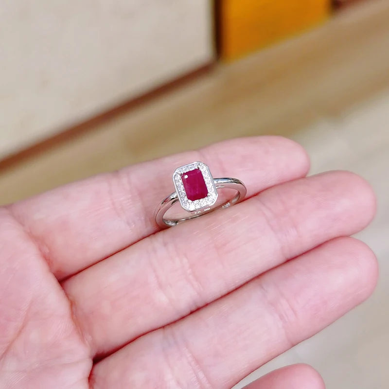 Classic 925 Silver Ruby Ring 6*4mm Natural Ruby Ring with D Color Moissanite Side Gemstones Gold Plated Silver Jewelry for Girl
