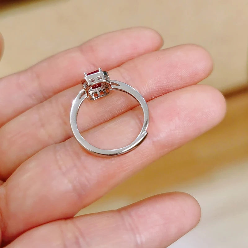 Classic 925 Silver Ruby Ring 6*4mm Natural Ruby Ring with D Color Moissanite Side Gemstones Gold Plated Silver Jewelry for Girl