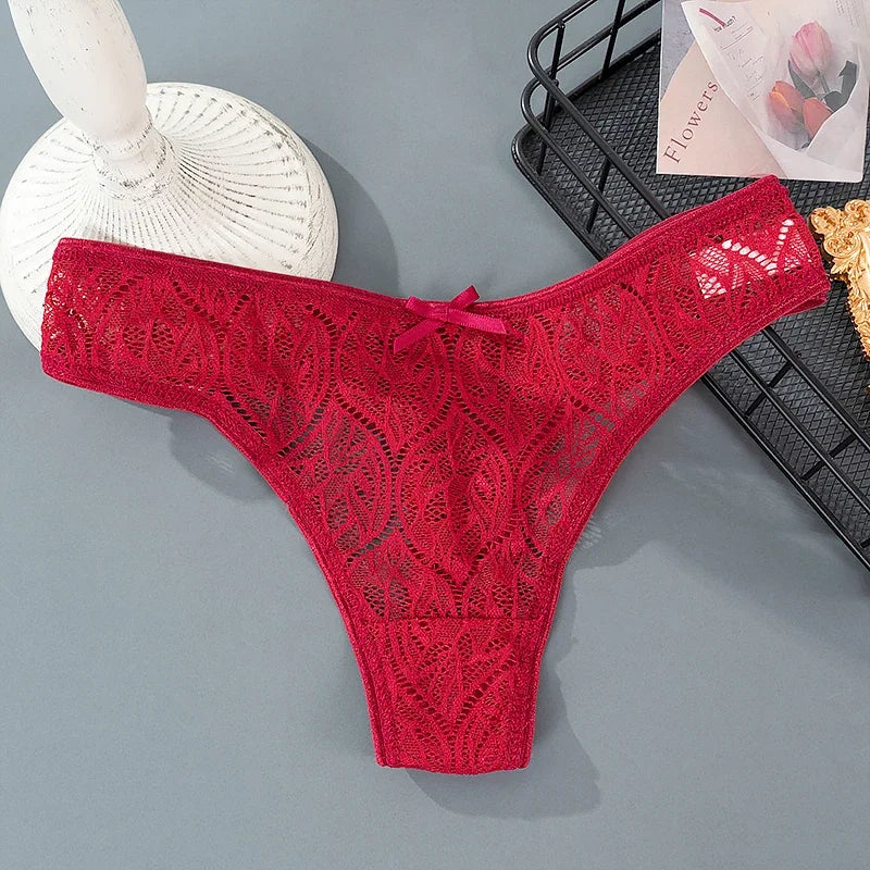 Sexy Lace Panties Low Waist G-Strings Female Hollow Out Thongs Breathable Thongs Underwear Women Sexy Underpants